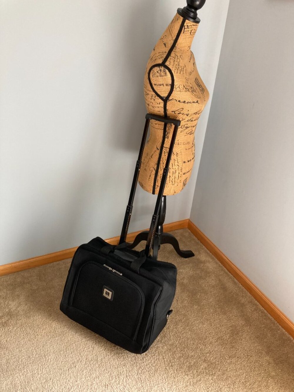 Rolling Briefcase Laptop Carry On Travel Bag -Unisex-by Leisure - Picture 16 of 16